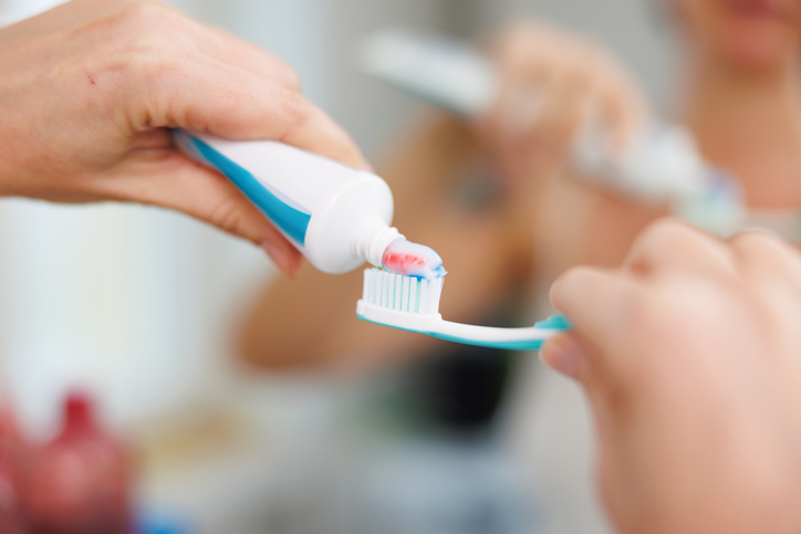 ¿Qué cantidad utilizar de dentífrico?
